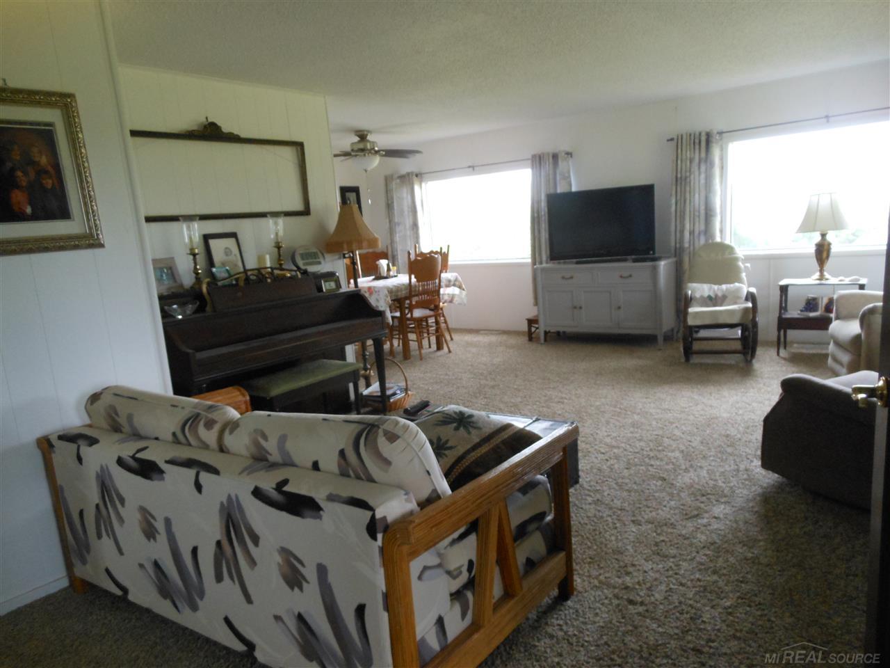 3626 Spruce Road Croswell, MI 48422 - Photo 6 of 26 31354012-5.JPG