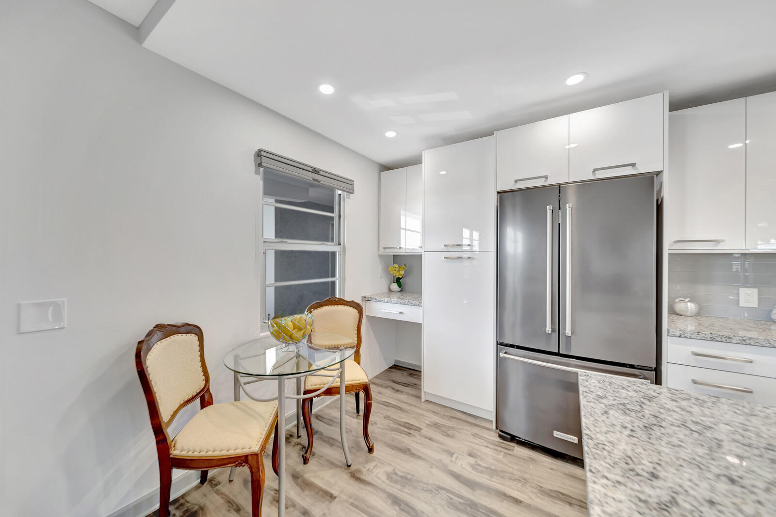 4063 Exeter Boca Raton, FL 33434 - Photo 17 of 55 KITCHEN