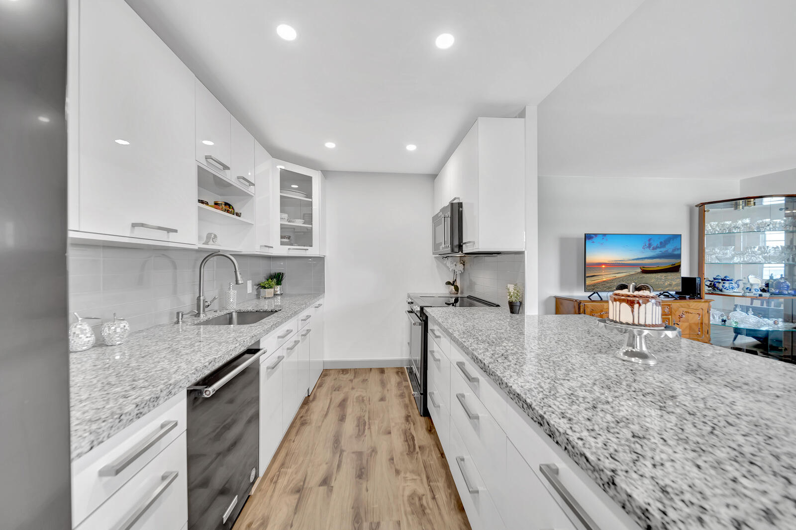 4063 Exeter Boca Raton, FL 33434 - Photo 7 of 55 KITCHEN