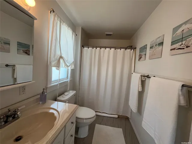 $5,500 | 786 Evergreen Walk, Ocean Beach, NY 11770