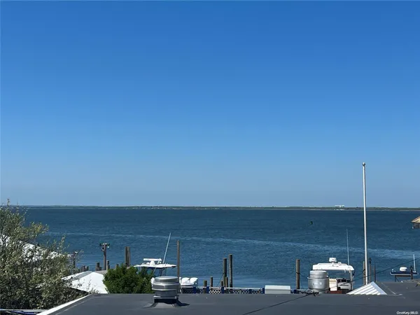 $5,500 | 786 Evergreen Walk, Ocean Beach, NY 11770