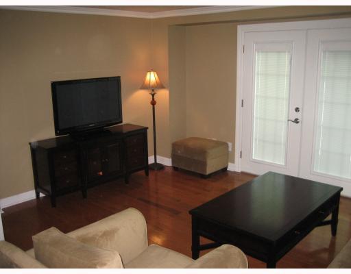 5491-1 Library Road Bethel Park, PA 15102 - Photo 4 of 11 Den/Family/Great Room.