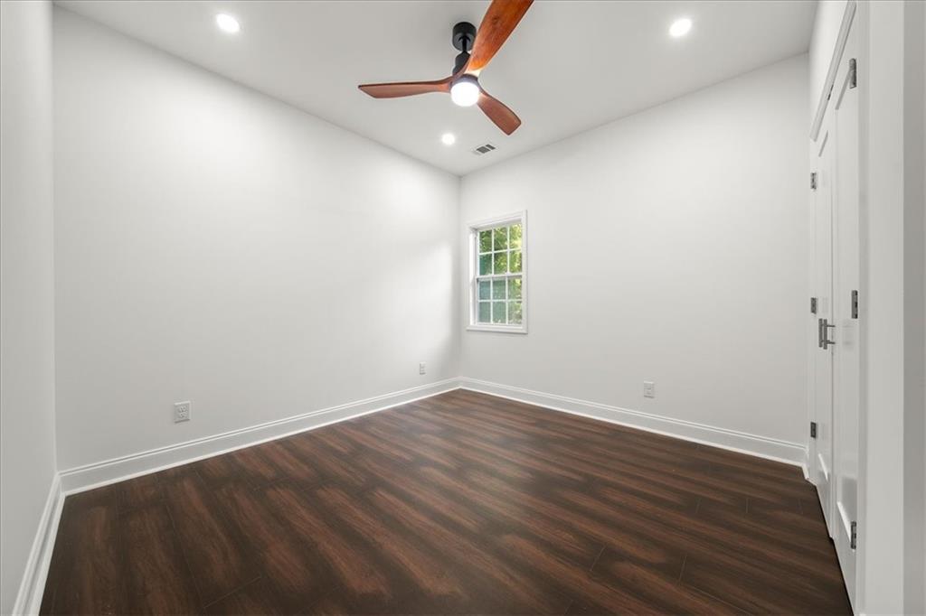 1415 Almont Drive Southwest Atlanta, GA 30310 - Photo 21 of 27