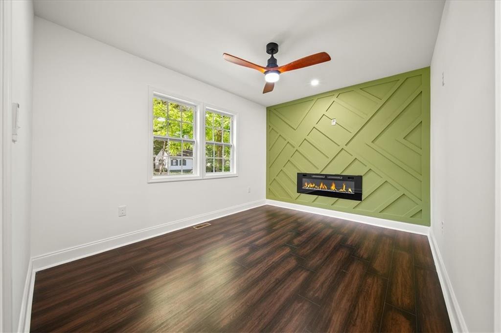 1415 Almont Drive Southwest Atlanta, GA 30310 - Photo 8 of 27