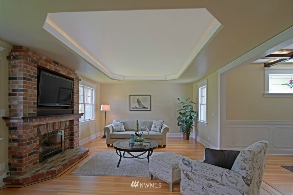 1802 Rucker Avenue Everett, WA 98201 - Photo 4 of 25 Gallery Image 4
