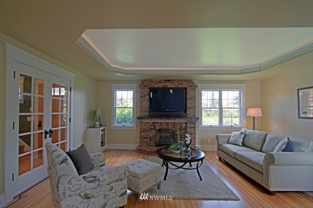 1802 Rucker Avenue Everett, WA 98201 - Photo 5 of 25 Gallery Image 5