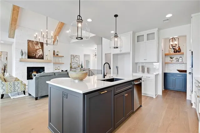 $834,900 | 15276 West 161st Court, Olathe, KS 66062