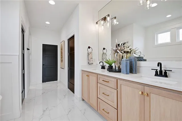 $834,900 | 15276 West 161st Court, Olathe, KS 66062