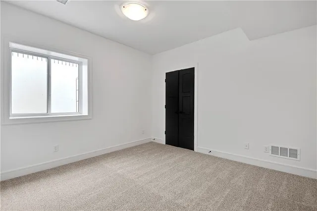 $834,900 | 15276 West 161st Court, Olathe, KS 66062