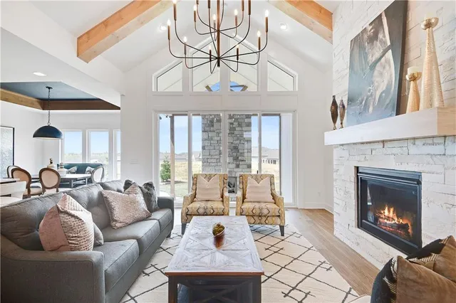 $834,900 | 15276 West 161st Court, Olathe, KS 66062