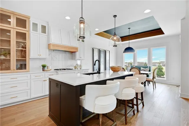 $834,900 | 15276 West 161st Court, Olathe, KS 66062