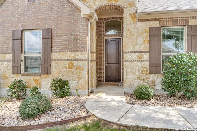 $3,300 | 233 Branson Falls Drive, Boerne, TX 78006