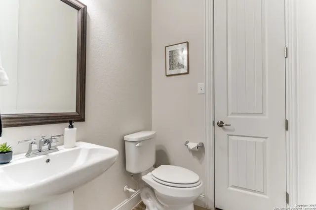 $3,300 | 233 Branson Falls Drive, Boerne, TX 78006