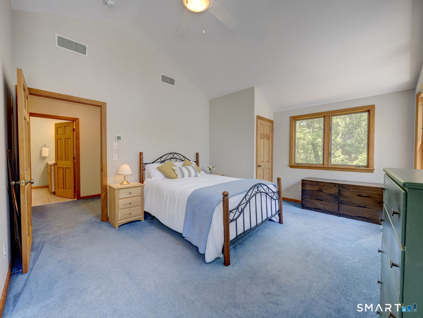 75 Bay Road East Hampton, CT 06424 - Photo 16 of 37