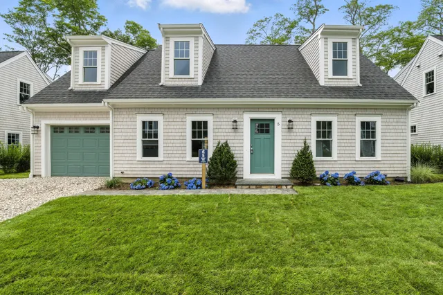 $949,900 | 5 Reilly Run, Orleans, MA 02653