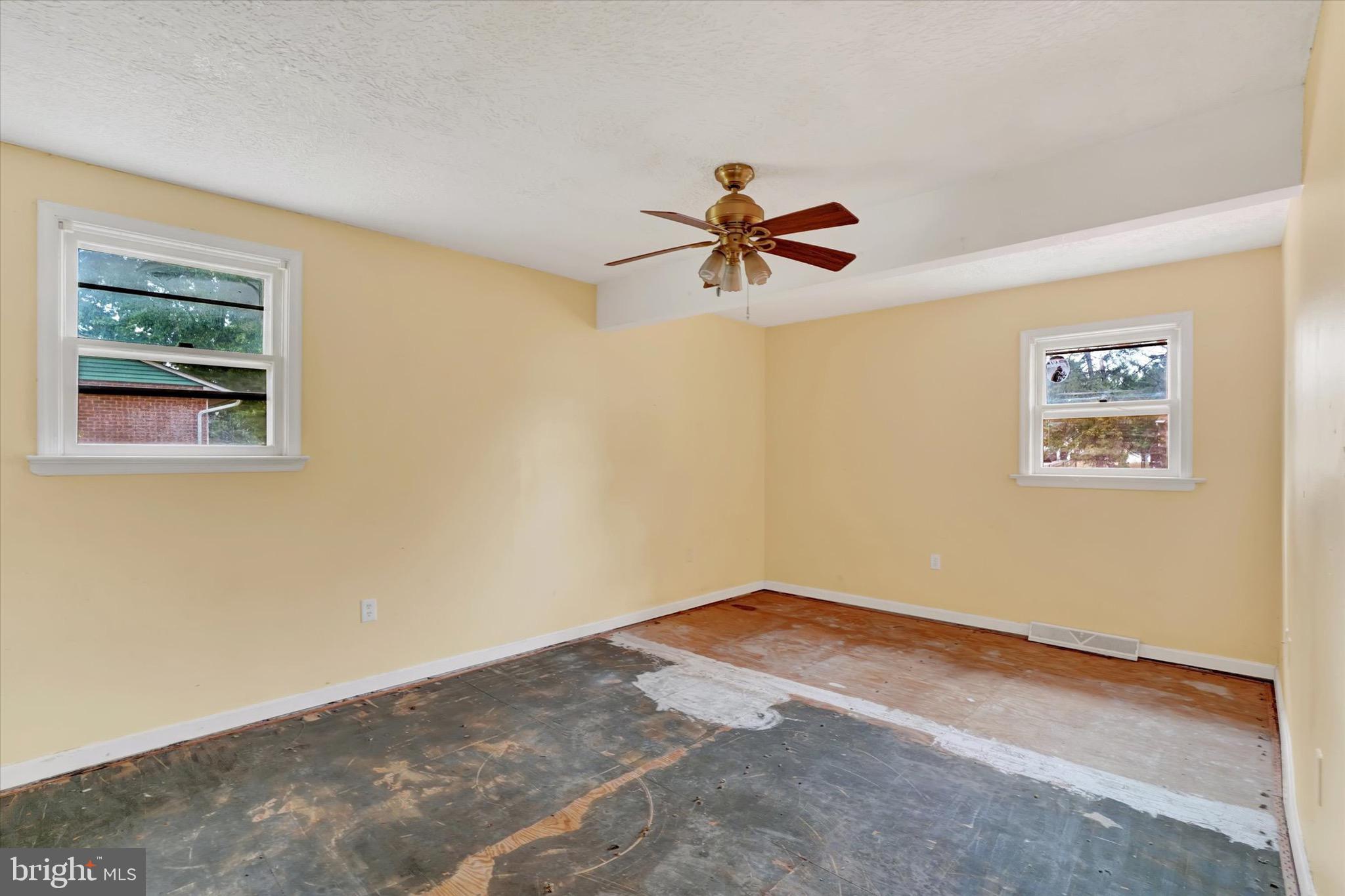 2248 Chestnut Road York, PA 17408 - Photo 9 of 18