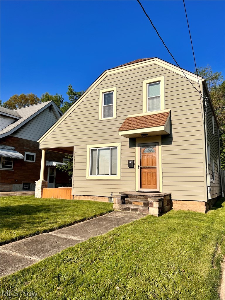 971 Dan Street Akron, OH 44310 - Photo 2 of 33 Gallery Image 2