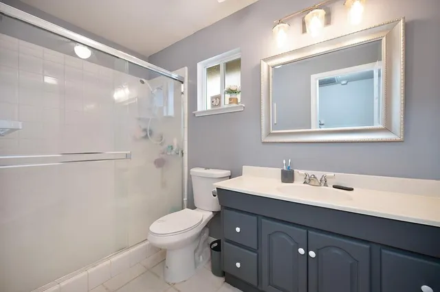 front view of house with a yard