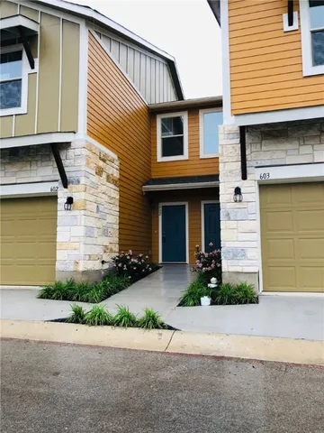 $1,995 | 516 East Slaughter Lane, Unit 602, Austin, TX 78744
