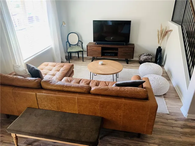 $1,995 | 516 East Slaughter Lane, Unit 602, Austin, TX 78744