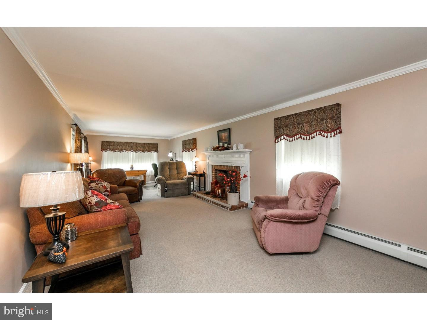 119 Glendale Road Exton, PA 19341 - Photo 14 of 25 Family Room