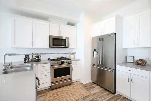 $8,650,000 | 738 South Ogden Drive, Los Angeles, CA 90036