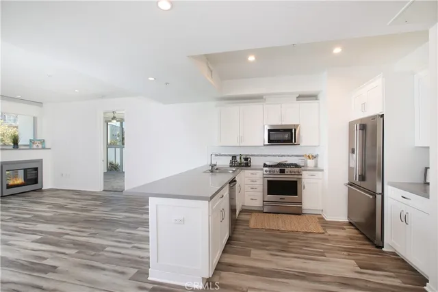 $8,650,000 | 738 South Ogden Drive, Los Angeles, CA 90036