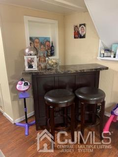344 Union Avenue Middlesex, NJ 08846 - Photo 18 of 22 a room with table and chairs