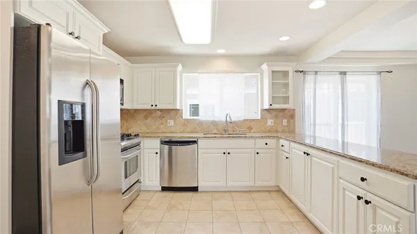 $829,000 | 10752 Hortense Street, Unit 3, North Hollywood, CA 91602