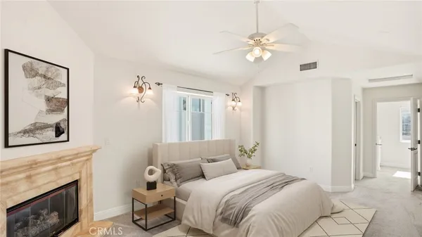 $829,000 | 10752 Hortense Street, Unit 3, North Hollywood, CA 91602