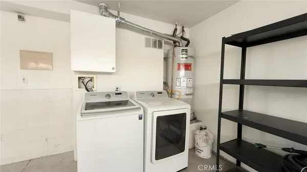 $829,000 | 10752 Hortense Street, Unit 3, North Hollywood, CA 91602