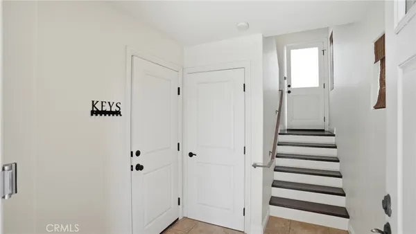 $829,000 | 10752 Hortense Street, Unit 3, North Hollywood, CA 91602