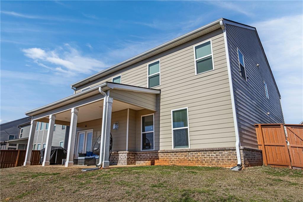 419 Beachview Road Hampton, GA 30228 - Photo 28 of 32 a front view of a house