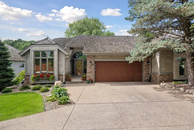 $769,900 | 6545 McCauley Trail West, Edina, MN 55439