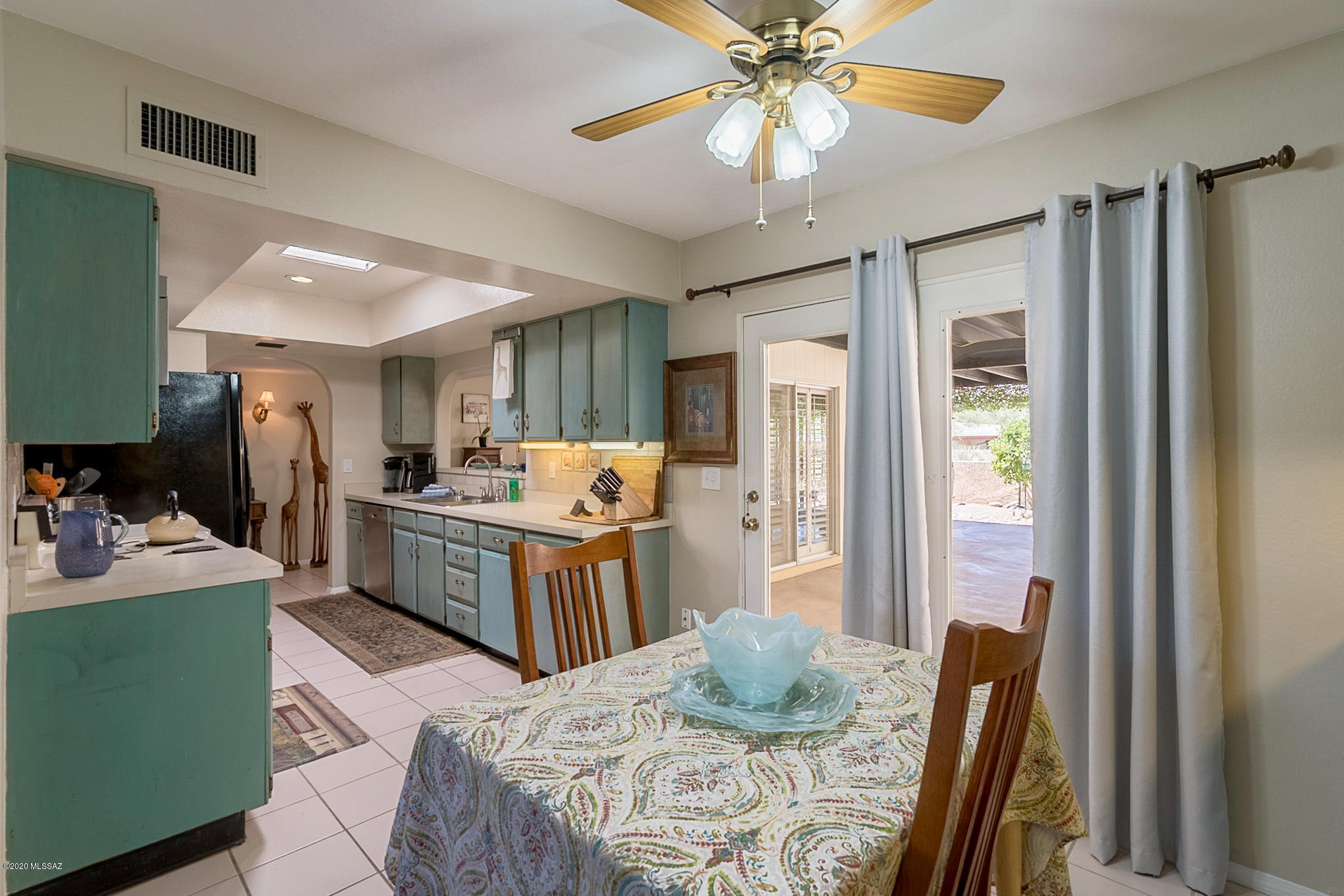 3401 North Eagle Road Tucson, AZ 85750 - Photo 11 of 48 Gallery Image 11