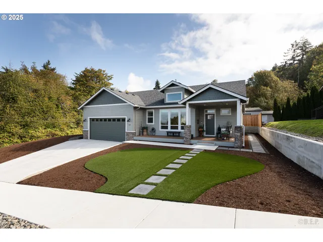 $499,900 | 303 East 8th Street, Rainier, OR 97048