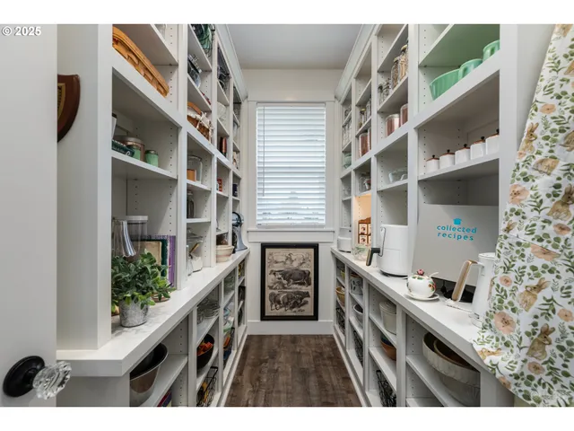 $499,900 | 303 East 8th Street, Rainier, OR 97048