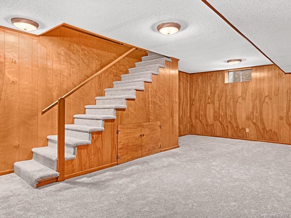 105 Wild Cherry Road Asheville, NC 28804 - Photo 15 of 20