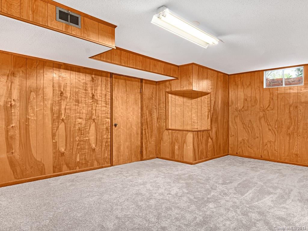 105 Wild Cherry Road Asheville, NC 28804 - Photo 16 of 20