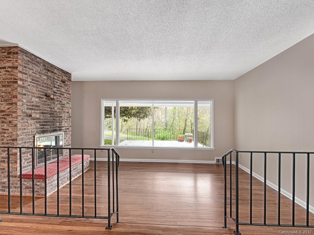 105 Wild Cherry Road Asheville, NC 28804 - Photo 6 of 20
