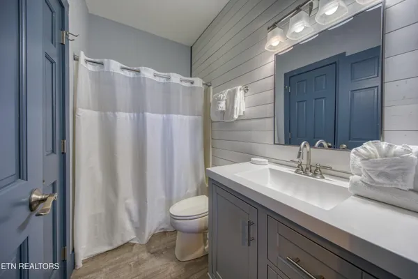 $478,000 | 830 Golf View Boulevard, Unit 3206, Pigeon Forge, TN 37863