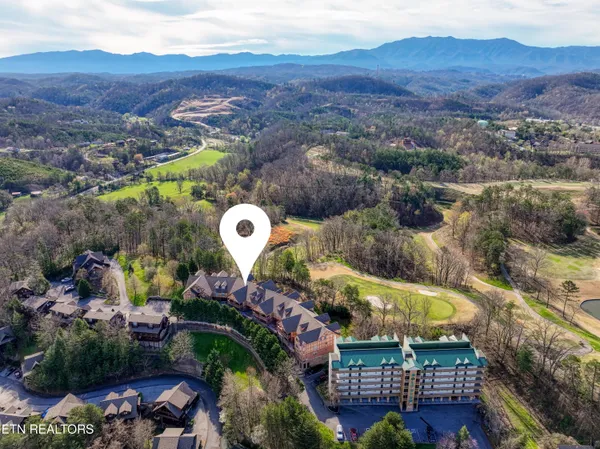 $478,000 | 830 Golf View Boulevard, Unit 3206, Pigeon Forge, TN 37863