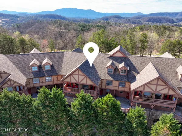 $478,000 | 830 Golf View Boulevard, Unit 3206, Pigeon Forge, TN 37863