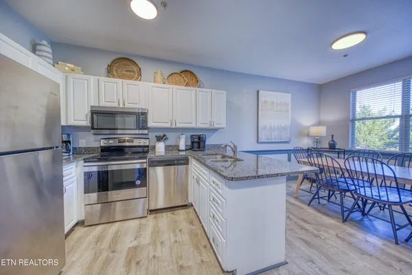 $478,000 | 830 Golf View Boulevard, Unit 3206, Pigeon Forge, TN 37863