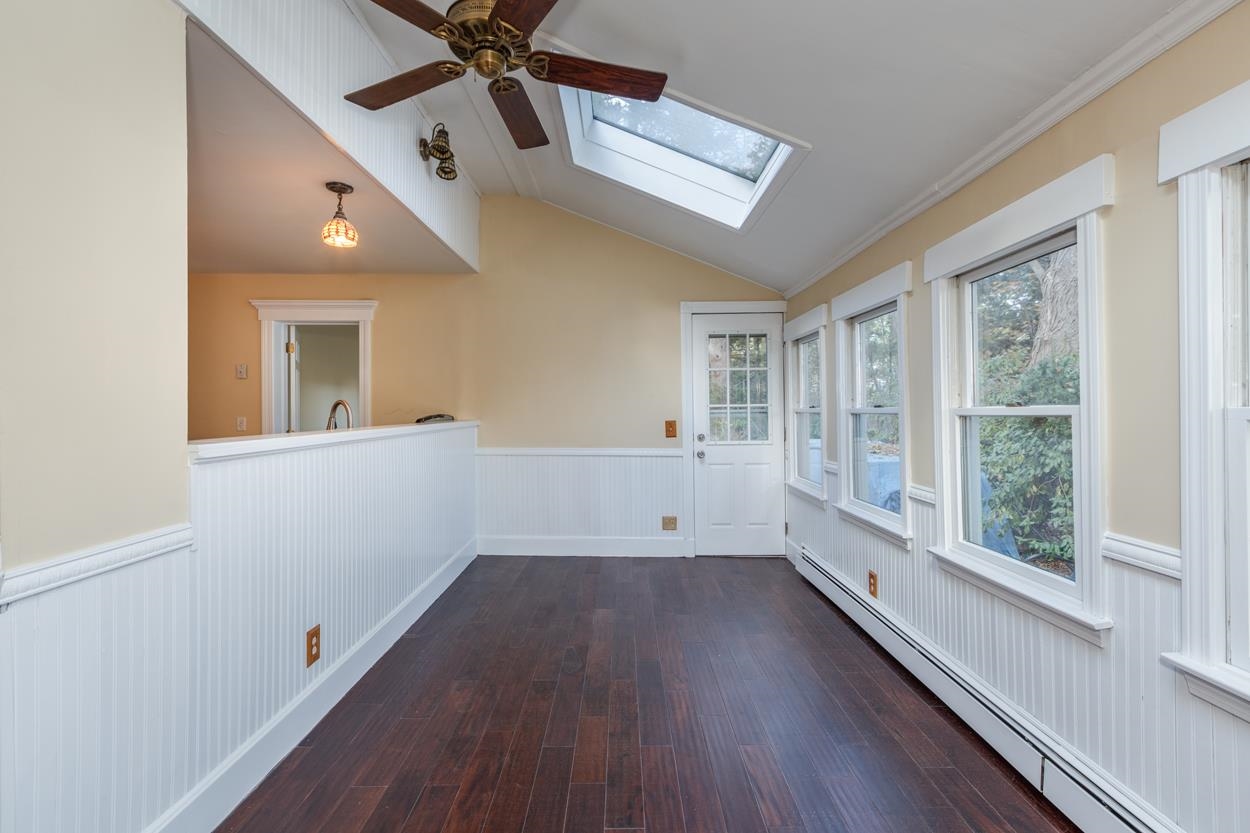 24 Lenox Road Derry, NH 03038 - Photo 11 of 40