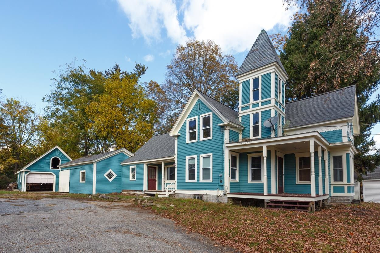 24 Lenox Road Derry, NH 03038 - Photo 13 of 40