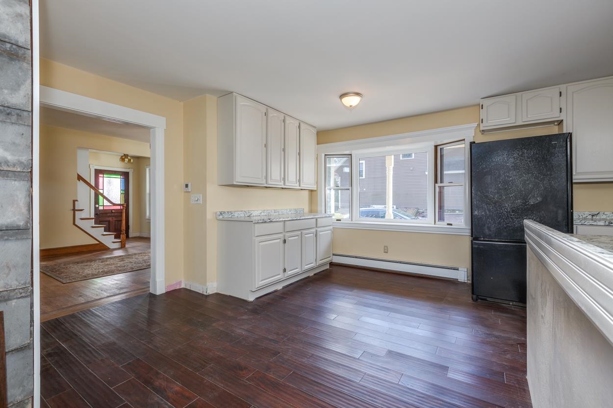 24 Lenox Road Derry, NH 03038 - Photo 15 of 40