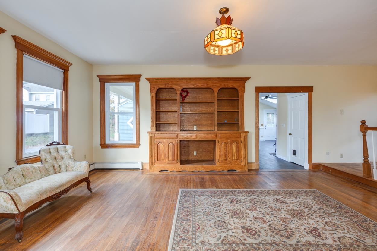 24 Lenox Road Derry, NH 03038 - Photo 19 of 40