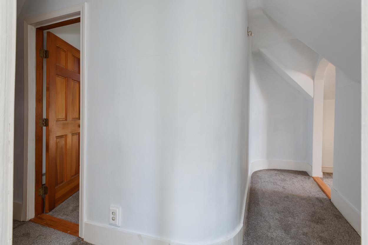 24 Lenox Road Derry, NH 03038 - Photo 27 of 40