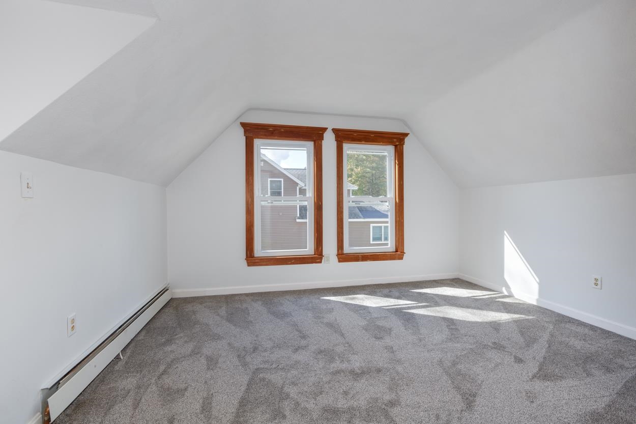 24 Lenox Road Derry, NH 03038 - Photo 28 of 40